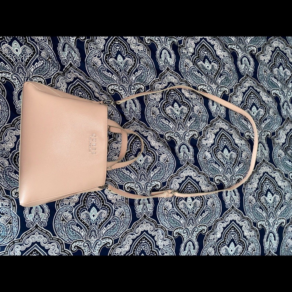GUESS handbag - Picture 5 of 9